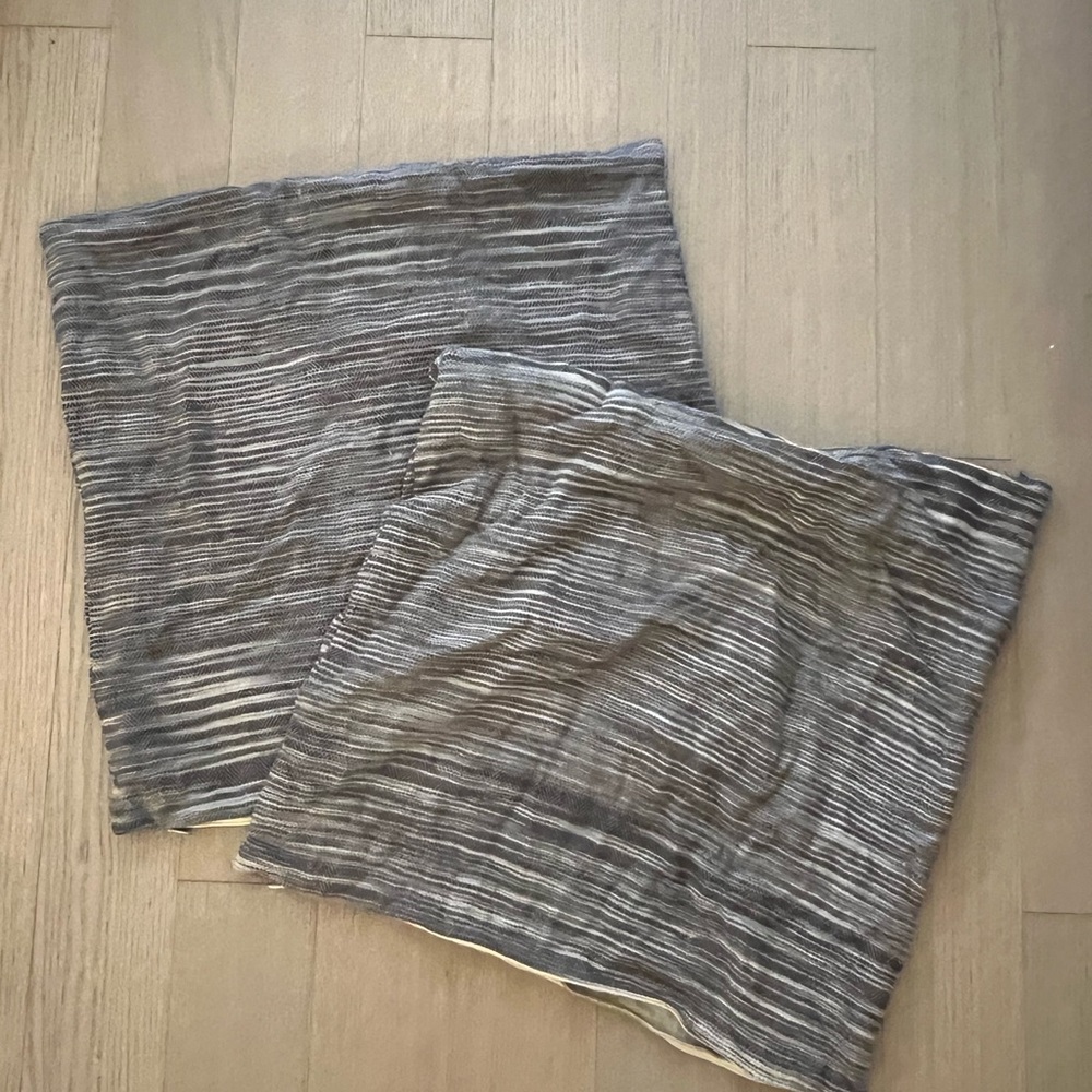 Set of 2 West elm — silk ombré striations pillow cover, 24x24, midnight